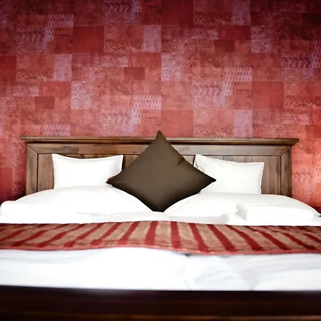 Hotel Aranygombos Fogado Telkibánya