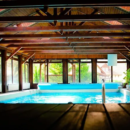 Hotel Aranygombos Fogado