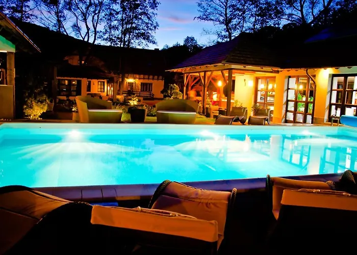 Hotel Aranygombos Fogado 2*